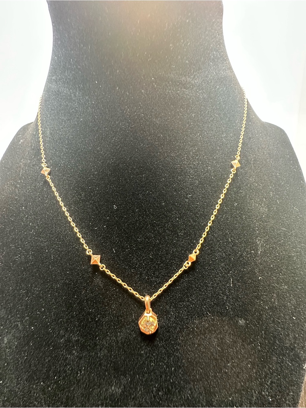 Kendra Scott dainty druzy pendent gold tone new